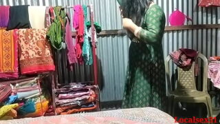 Beautiful Desi Hot Girlfriend Fucking Pussy With Her City Boyfriend Video