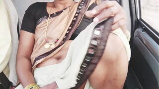 Beautiful Saree Call Girl Engages in Car Sex and Telugu Conversation Video