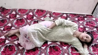 Desi Muslim Village Bhabi Wet Pussy Fucked And Creampie By Dewar Video