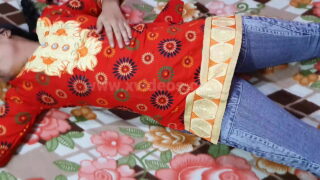 Desi Village girlfriend fucking missionary pose ass with boyfriend Video