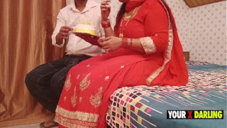 Indian Desi Horny Bhabhi Boobs Suck And Fucked With Devor Video