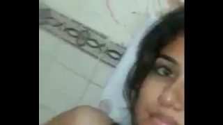 Indian Desi Pretty Girl Nude Selfie Fondling With Boobs For Lover – Wowmoyback Video