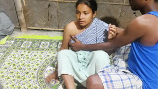 Indian Desi Teen Girlfriend Boobs Sucking And Missionary Style Fucks Pussy Video