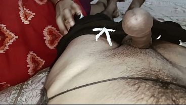 Desi Beauty Enjoys Intense Oral Pleasure with Facial Finish Video