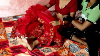 Xnxn Desi bhabi fucked rough with devar on wedding night Video