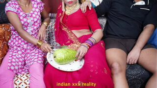 Young Indian Desi Village Woman Sucking Hubby Friend Big Dick